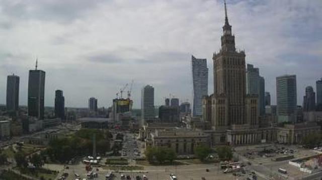 Widok z kamery na Pałac Kultury i Nauki w Warszawie